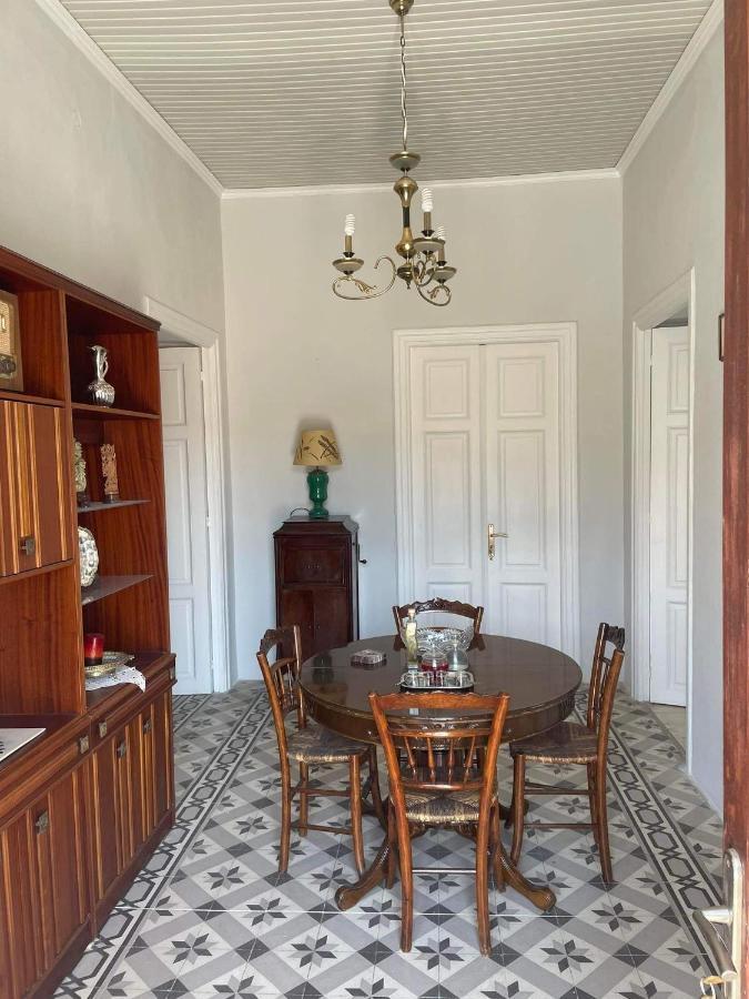 Traditional Seamanshouse Kochilos Rogon Exterior foto